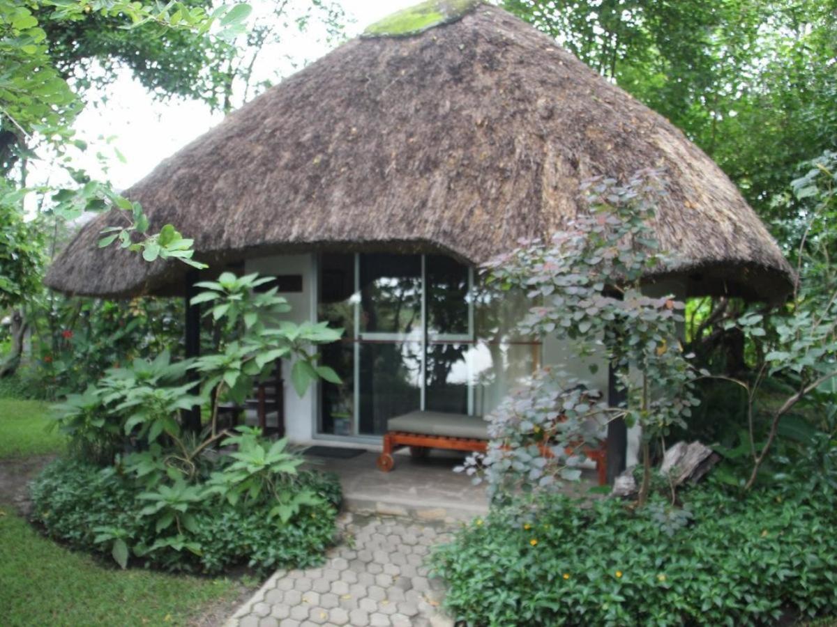 Caprivi River Lodge Katima Mulilo ภายนอก รูปภาพ