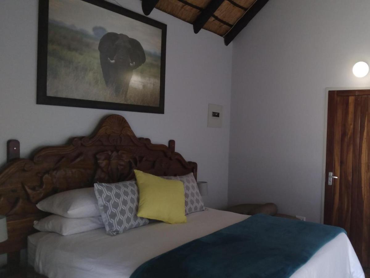 Caprivi River Lodge Katima Mulilo ภายนอก รูปภาพ