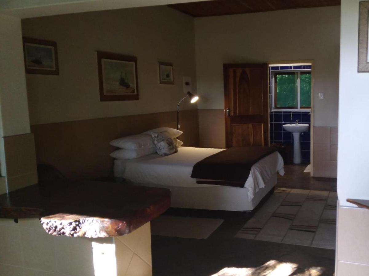 Caprivi River Lodge Katima Mulilo ภายนอก รูปภาพ