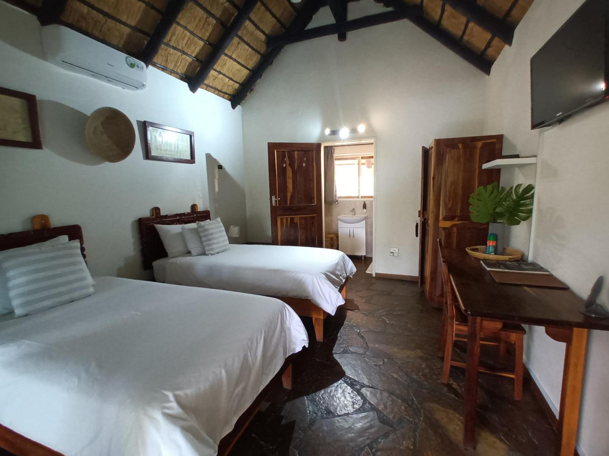 Caprivi River Lodge Katima Mulilo ภายนอก รูปภาพ