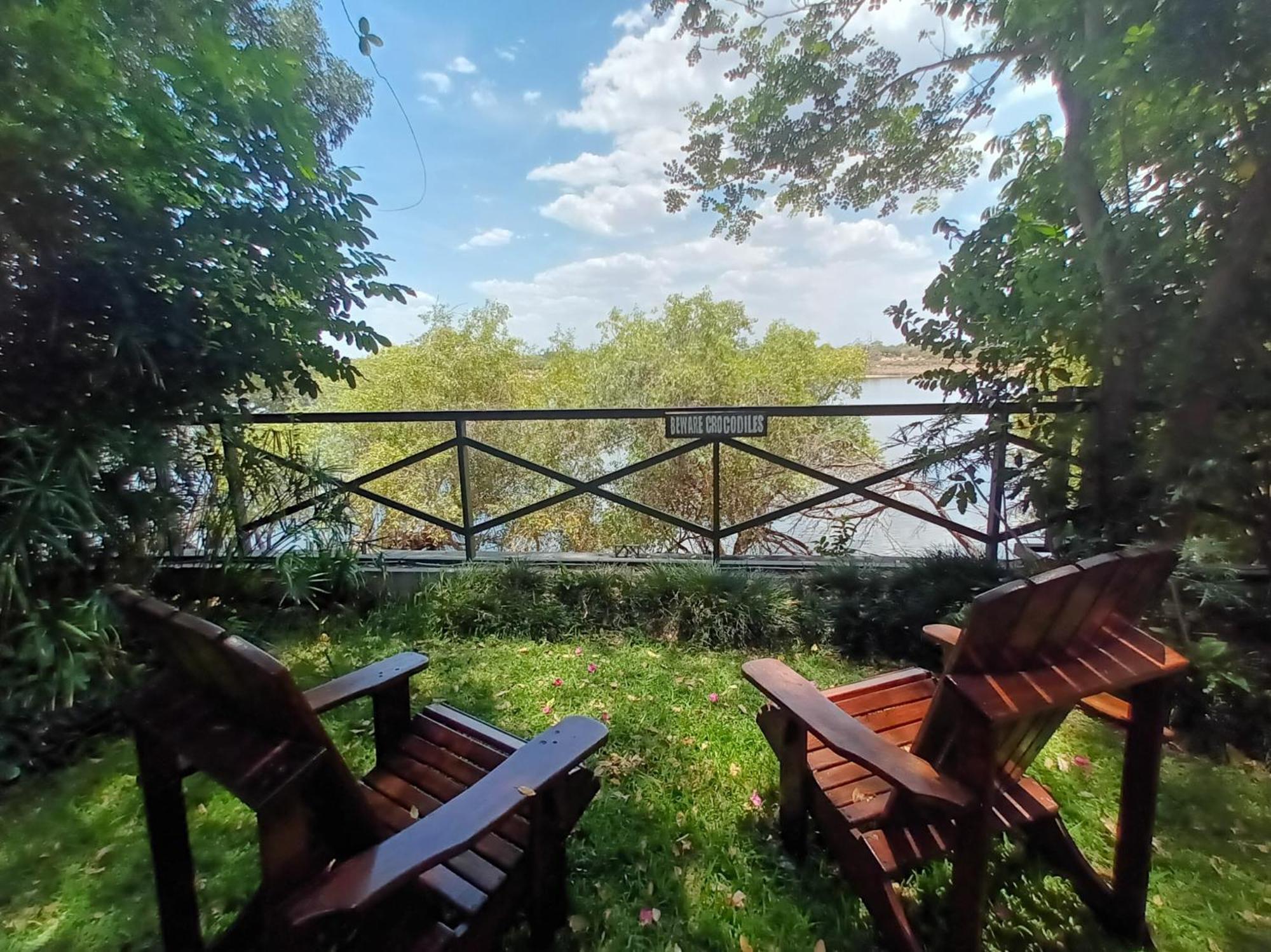 Caprivi River Lodge Katima Mulilo ภายนอก รูปภาพ