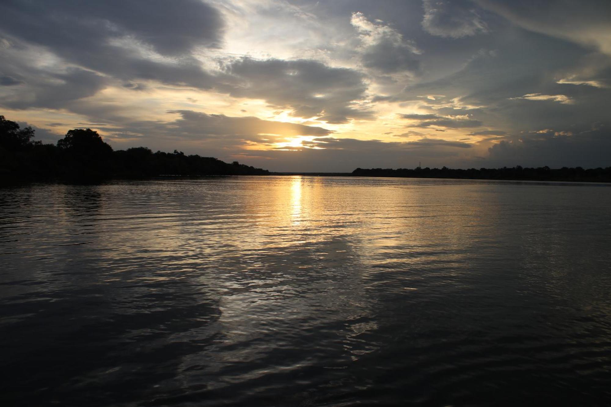 Caprivi River Lodge Katima Mulilo ภายนอก รูปภาพ